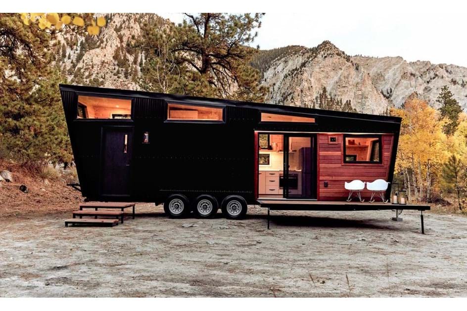 Land Ark Draper é uma cabana de madeira de luxo sobre rodas