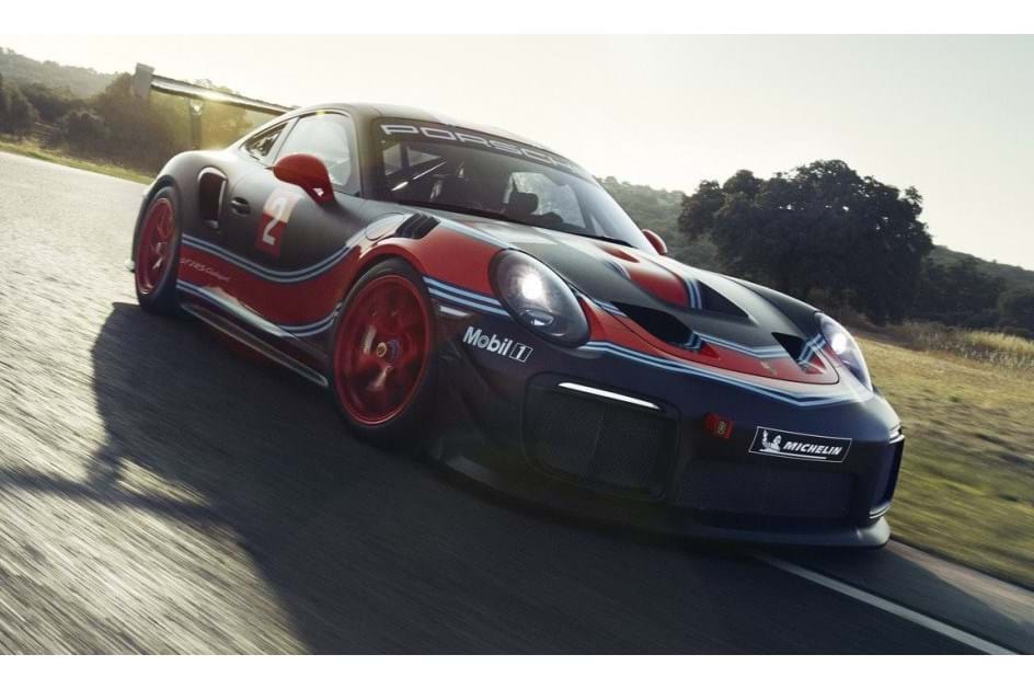 Porsche 911 GT2 RS Clubsport é um “monstro” de 700 cv e 405 mil euros