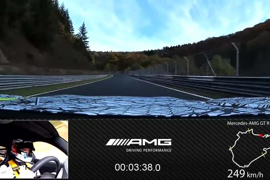 Mercedes-AMG GT R Pro deu volta ao Nürburgring em 7 minutos e 4 segundos