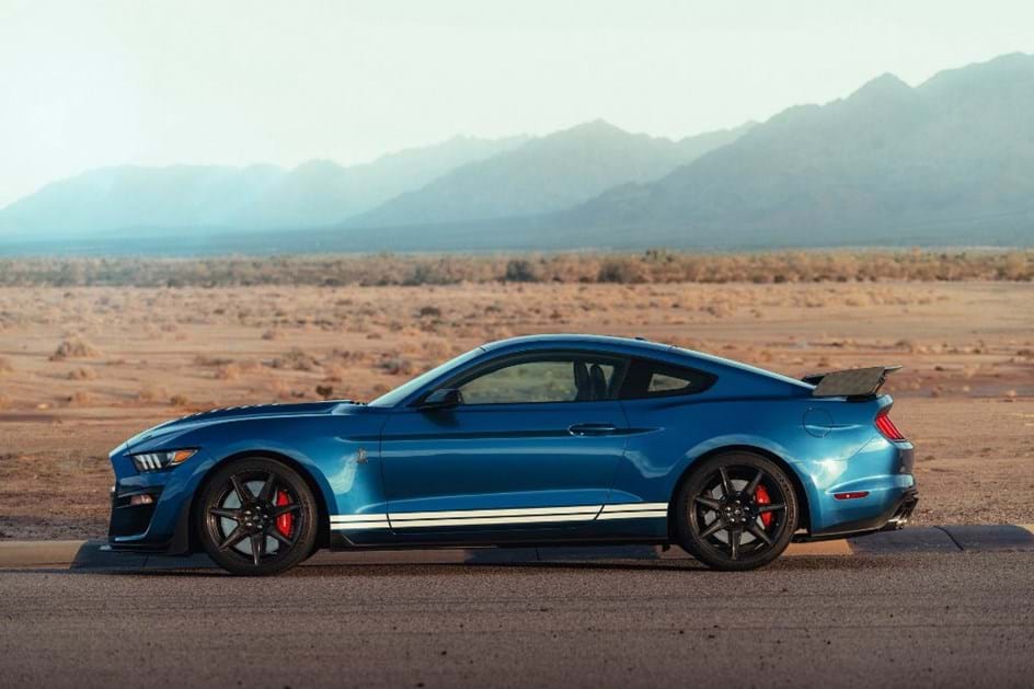 Ford Shelby GT500: conheça o Mustang mais potente de sempre - Novos