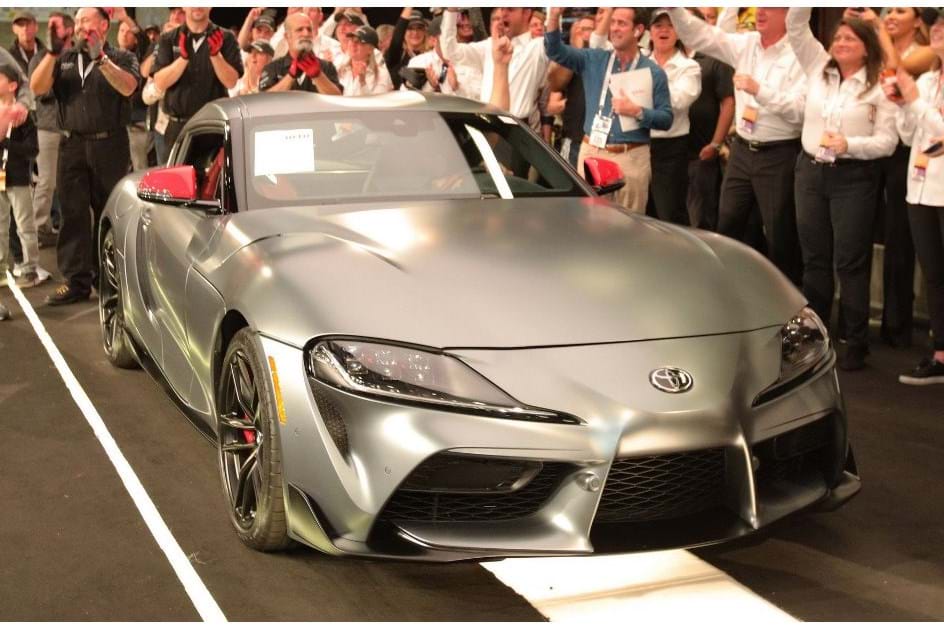 Toyota GR Supra vendido por 1.85 milhões de euros em leilão