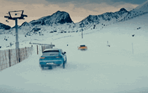 Novos Porsche 911 e Macan foram “brincar” na neve!