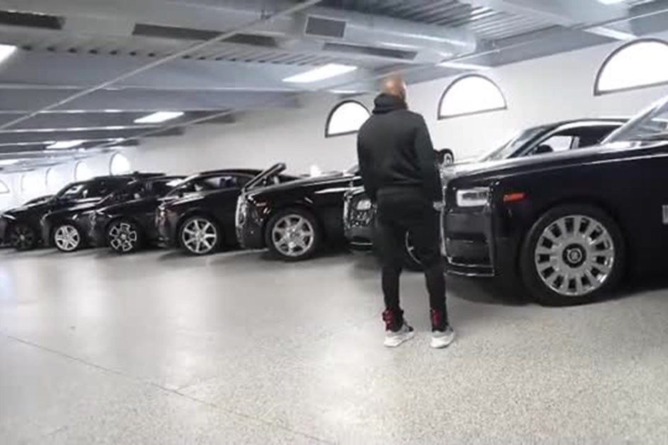 Floyd Mayweather mostrou colecção de carros milionária com sete Rolls-Royces