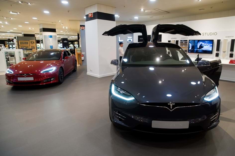 Vendas da Tesla ficaram abaixo do esperado no primeiro trimestre do ano