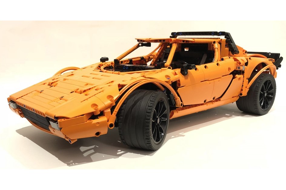 Transforme o seu Porsche 911 GT3 RS em Lego em um… Lancia Stratos!
