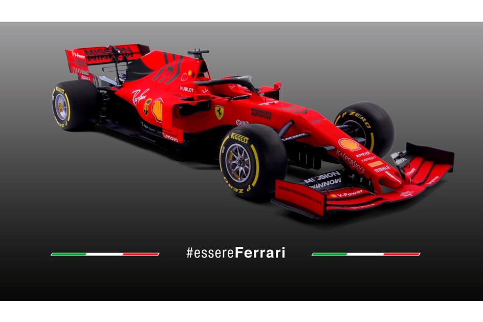 É com este SF90 que a Ferrari quer voltar aos títulos na F1