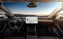 Tesla quer produzir um milhão de táxis com condução autónoma