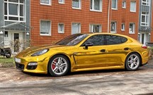 Polícia alemã força condutor a mudar pintura de Porsche Panamera 