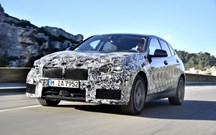 Revelado o novo BMW M135i xDrive. Veja as primeiras imagens do compacto de 306 CV