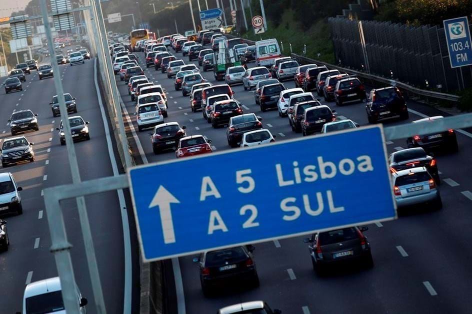Mercado automóvel em Portugal voltou a cair em Março