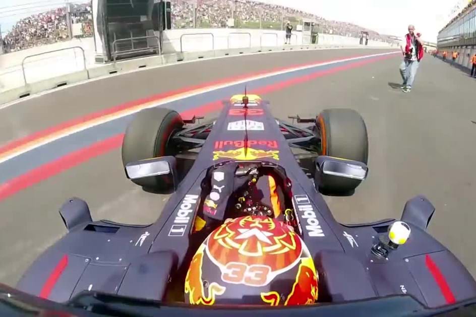 F1: Veja Verstappen a 'voar' pelo traçado de Zandvoort!