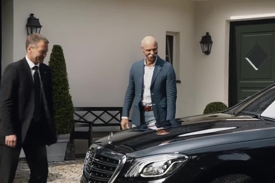 BMW surpreendente e divertida na despedida do CEO da Daimler