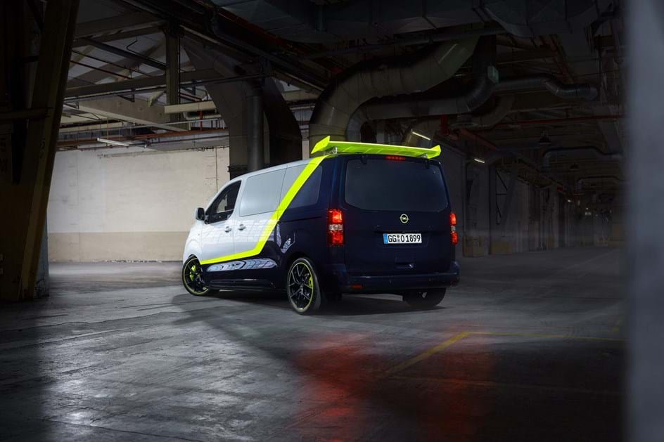 Opel Zafira OTeam é um furgão radical com 177 cv Concept Cars