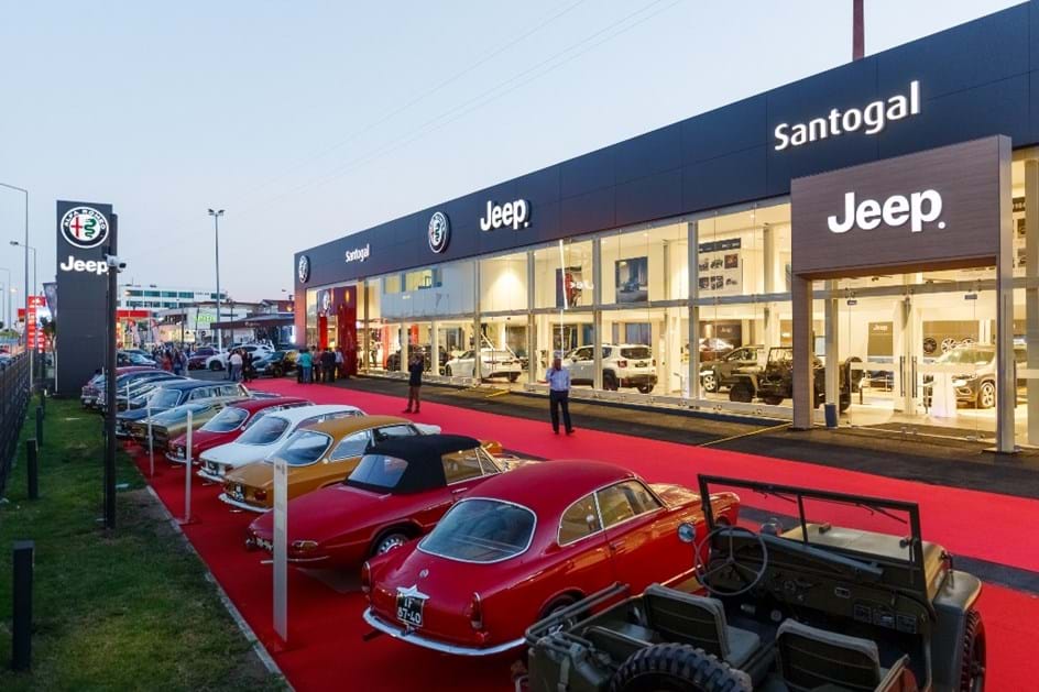 Nova ‘casa’ da Alfa Romeo e da Jeep já foi inaugurada no Estoril