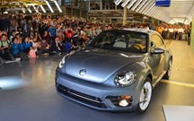 Volkswagen Beetle chegou ao fim da linha. Hoje foi feito o último