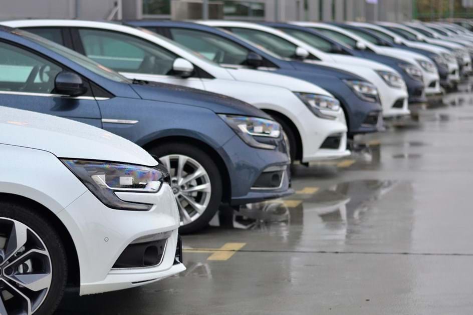 Vendas automóveis registam queda de 3,7% no primeiro semestre