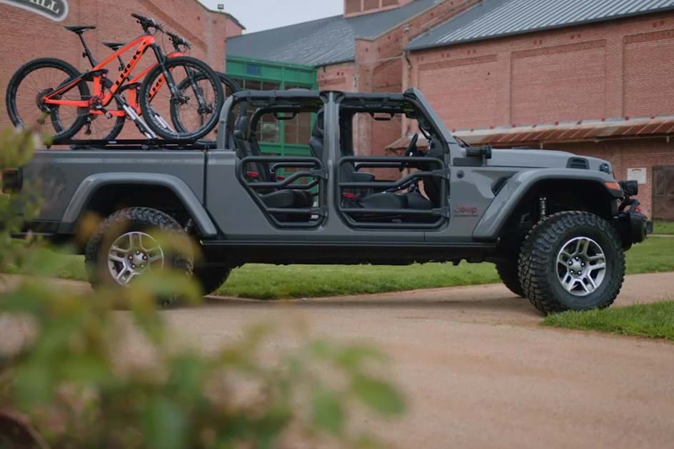 Jeep Gladiator: Mopar reforça tom agressivo com toques exclusivos