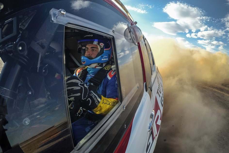 Fernando Alonso já prepara o Rali Dakar de 2020 com a Toyota