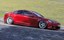 Tesla Model S terá tirado 20s ao tempo do Porsche Taycan em Nürburgring