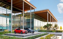 Jaguar inaugura novo centro de design avançado