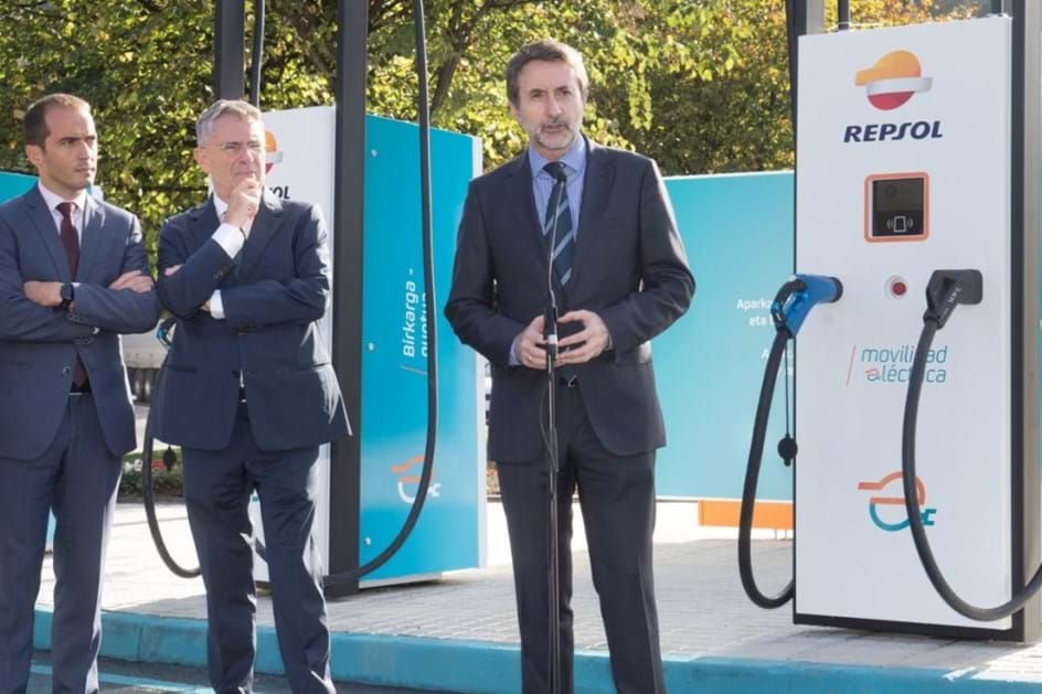 Em Espanha já se recarrega veículo eléctrico em oito minutos