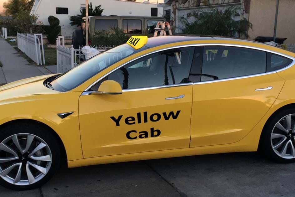 Tesla Model 3 é o primeiro “Yellow Cab” eléctrico de Nova Iorque