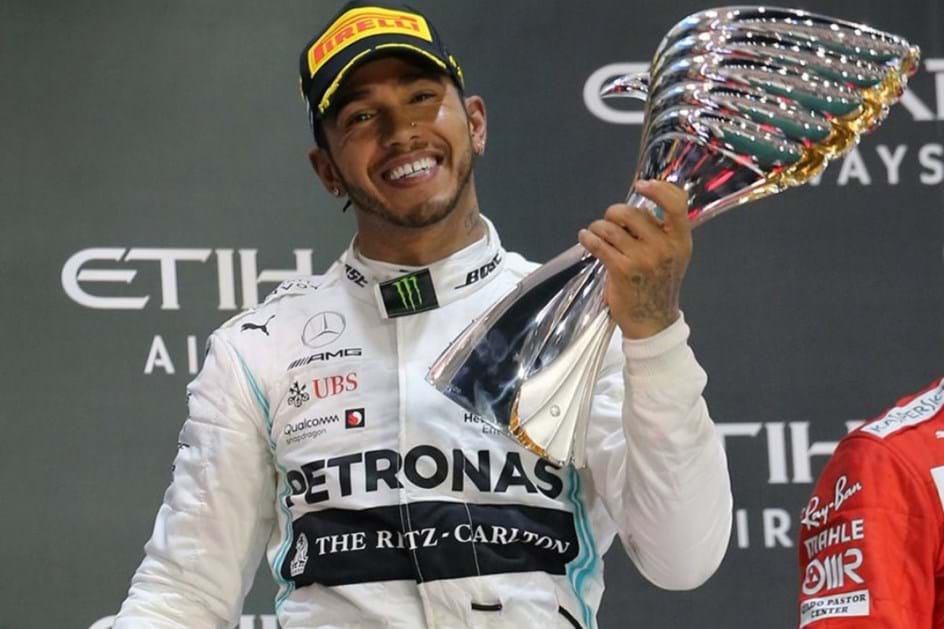 G.P. de Abu Dhabi: Hamilton termina ano de sonho com mais uma vitória