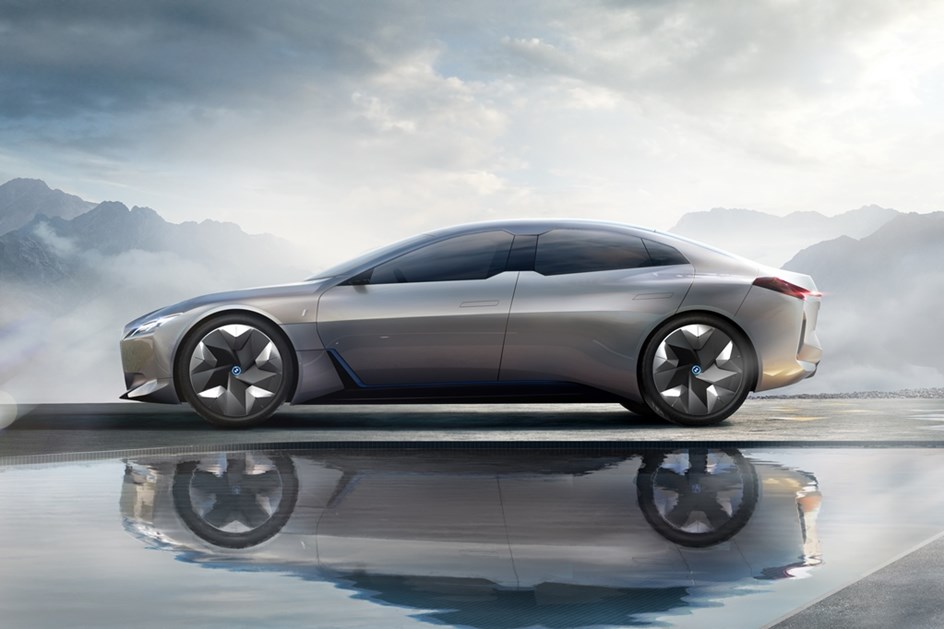 bmw i7 2023