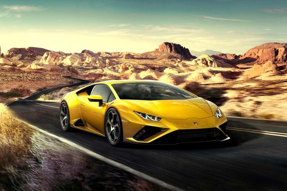 Lamborghini Huracán EVO RWD: o condutor no centro de uma experiência  visceral - Super Carros - Aquela Máquina