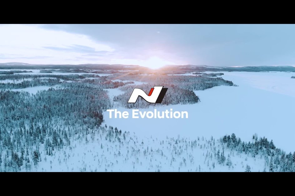 Quase pronto! Hyundai i20 N em acção no gelo da Suécia