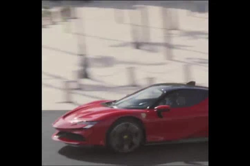 Charles Leclerc "derreteu" Ferrari SF90 pelas ruas de Monte Carlo