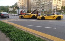 Lamborghini Aventador S choca contra “irmão” gémeo