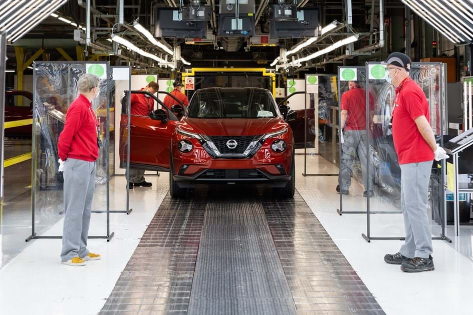 Três meses depois, a Nissan volta a produzir na fábrica de Sunderland