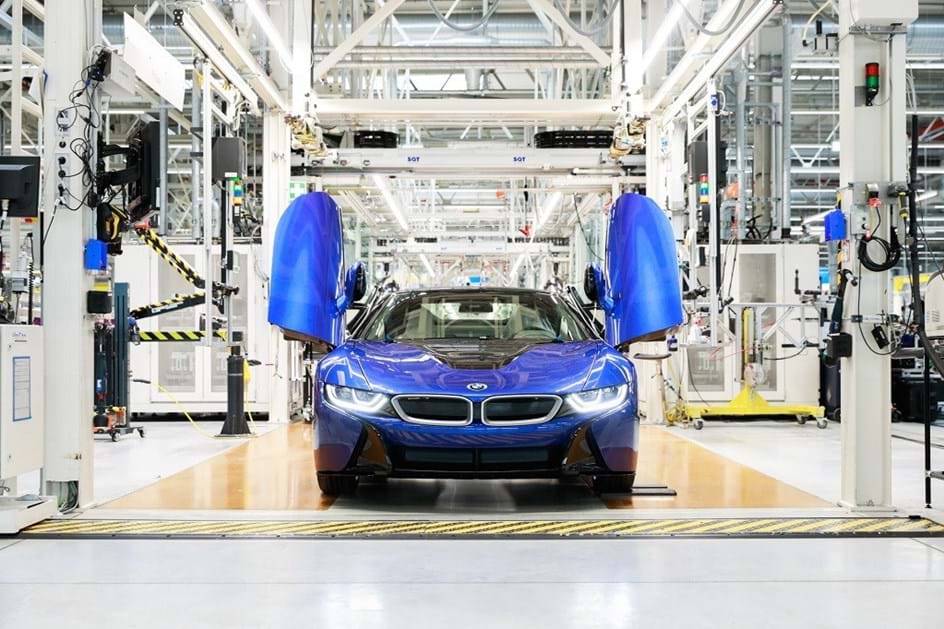 Último BMW i8 faz homenagem a Portimão