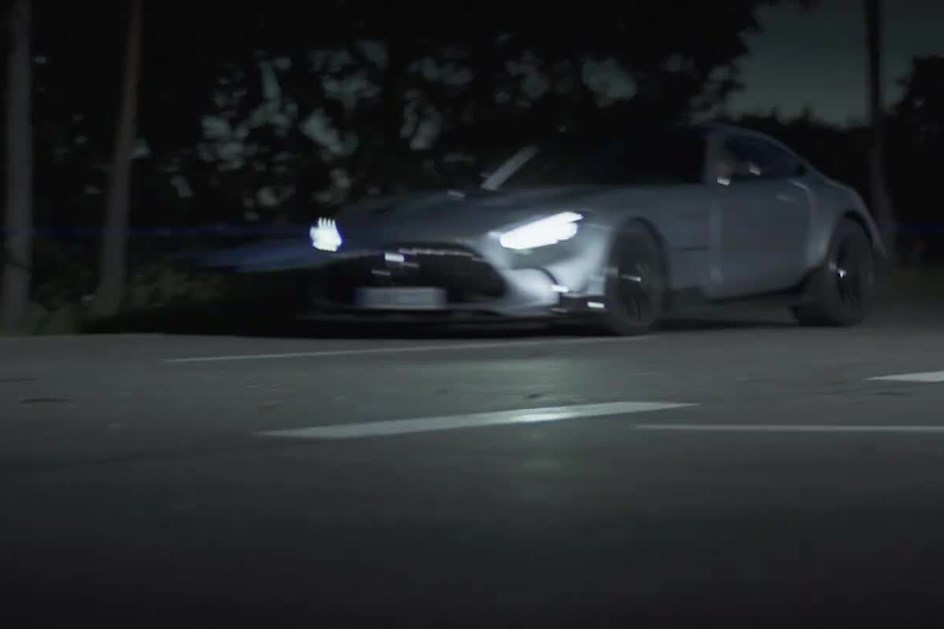 Agora é oficial: Mercedes-AMG GT Black Series revelado em vídeo!