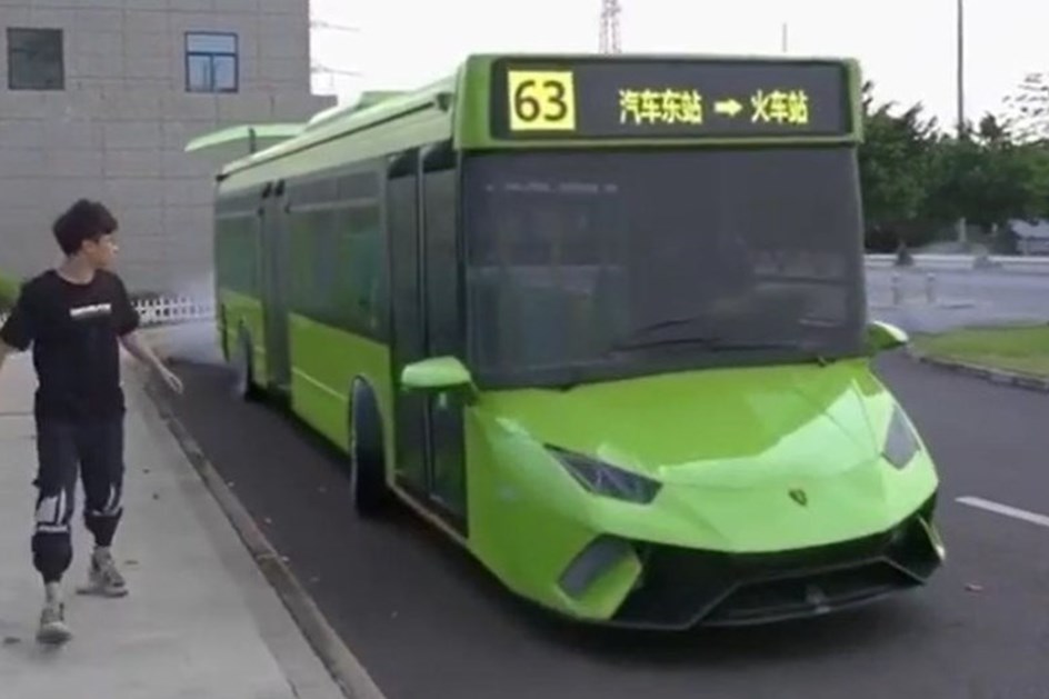 Lamborghini transformado em autocarro? Só na China…