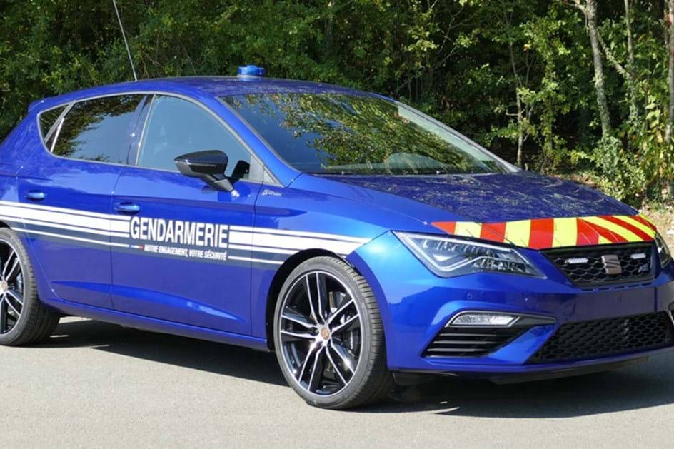Gendarmerie troca Renault Mégane R.S. por SEAT Leon Cupra