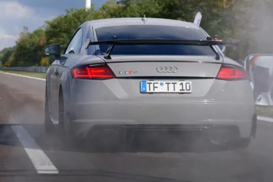 Audi TT RS com 800 cv chega aos 100 km/h em 2,87 segundos