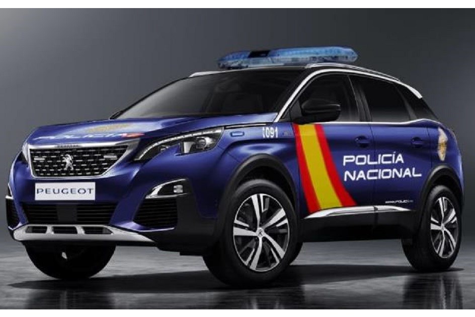 Troca de carros na polícia: França ganha CUPRA e Espanha recebe Peugeot/Citroën