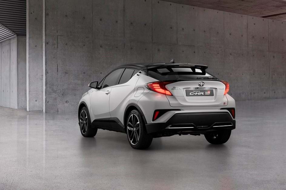 GR Sport Hybrid dá tom mais agressivo ao Toyota C-HR - Novos
