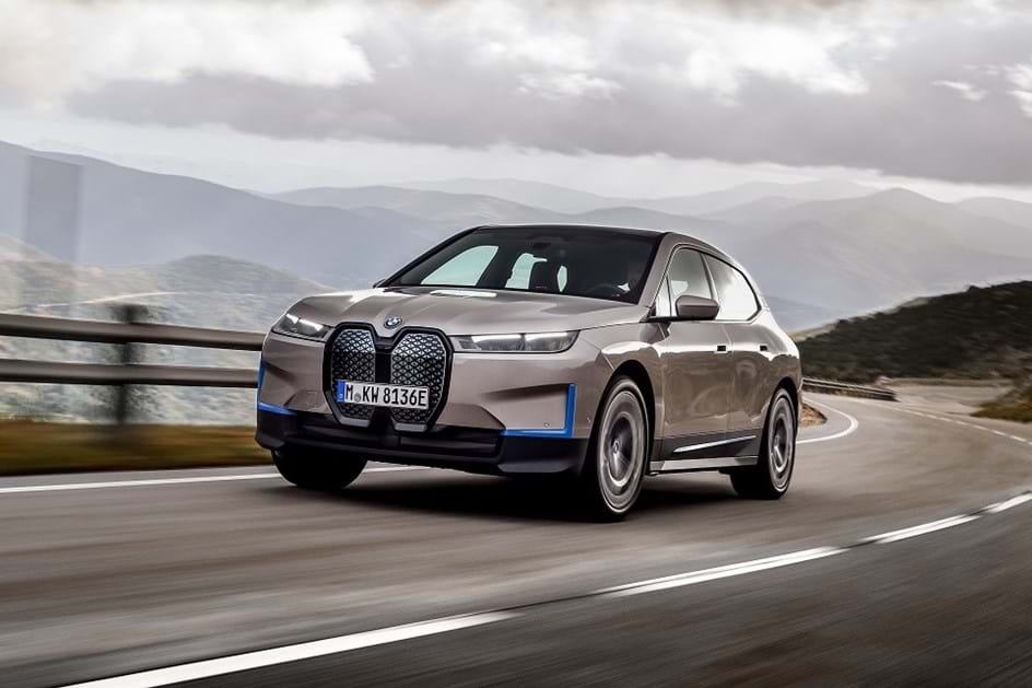 Novo BMW iX: um passo à frente na mobilidade eléctrica