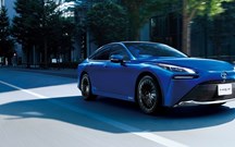 Toyota Mirai: coupé a hidrogénio já se vende na Califórnia