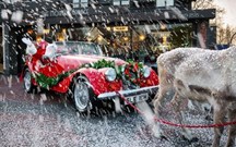 Está à venda o Morgan do Pai Natal… e vem com nove renas!