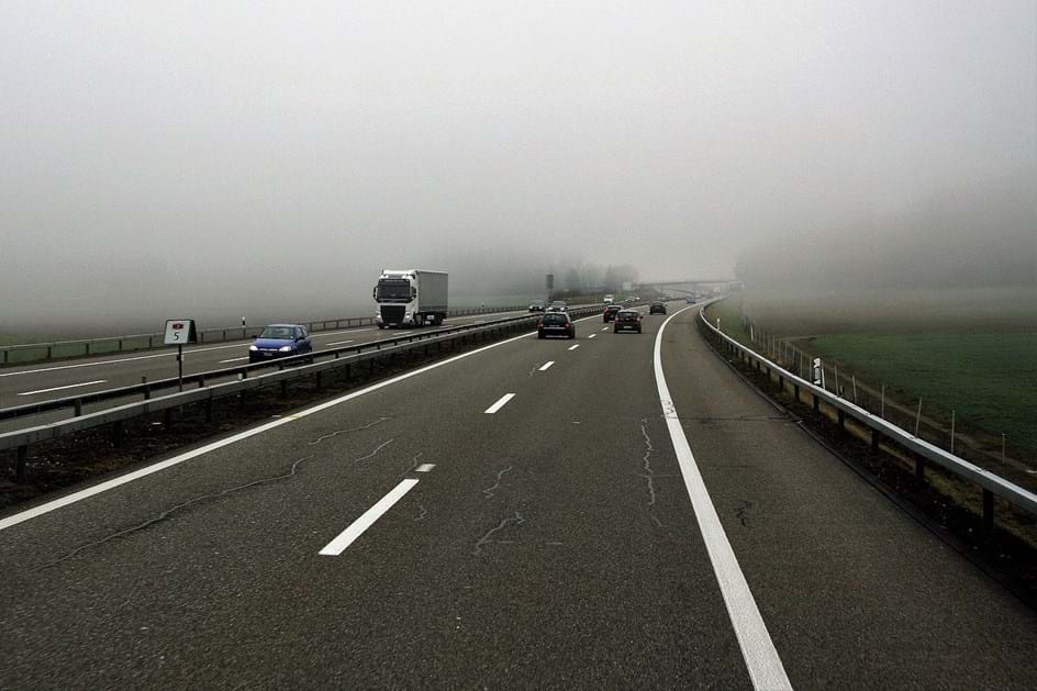Jovem português caçado a 239 km/h em autoestrada na Suíça