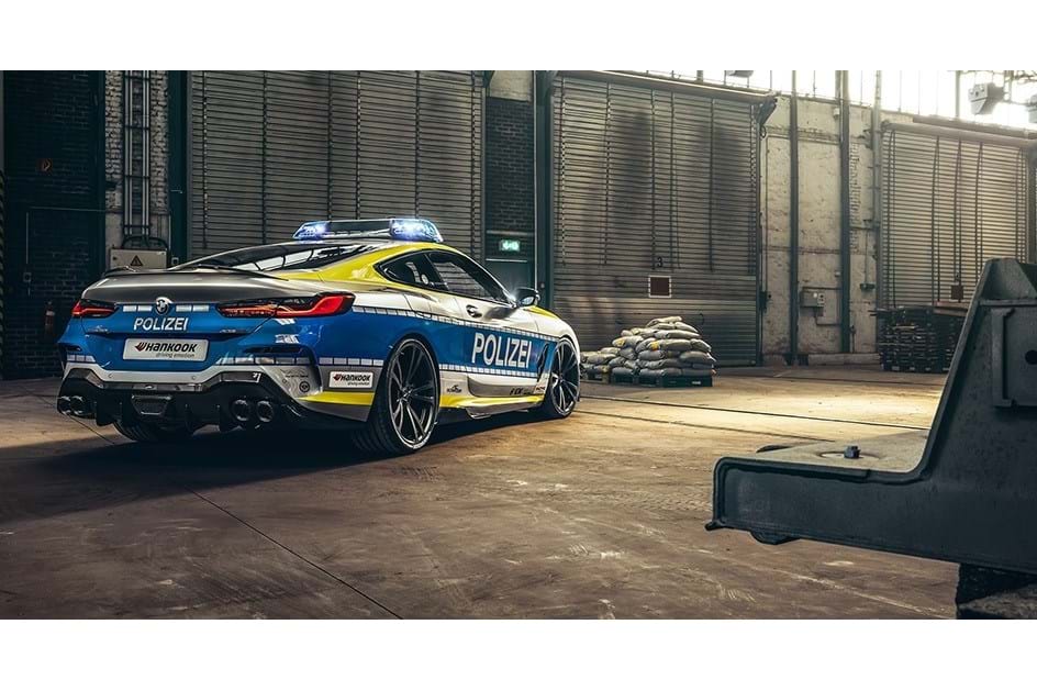 El BMW M850i se viste de coche de policía con AC Schnitzer