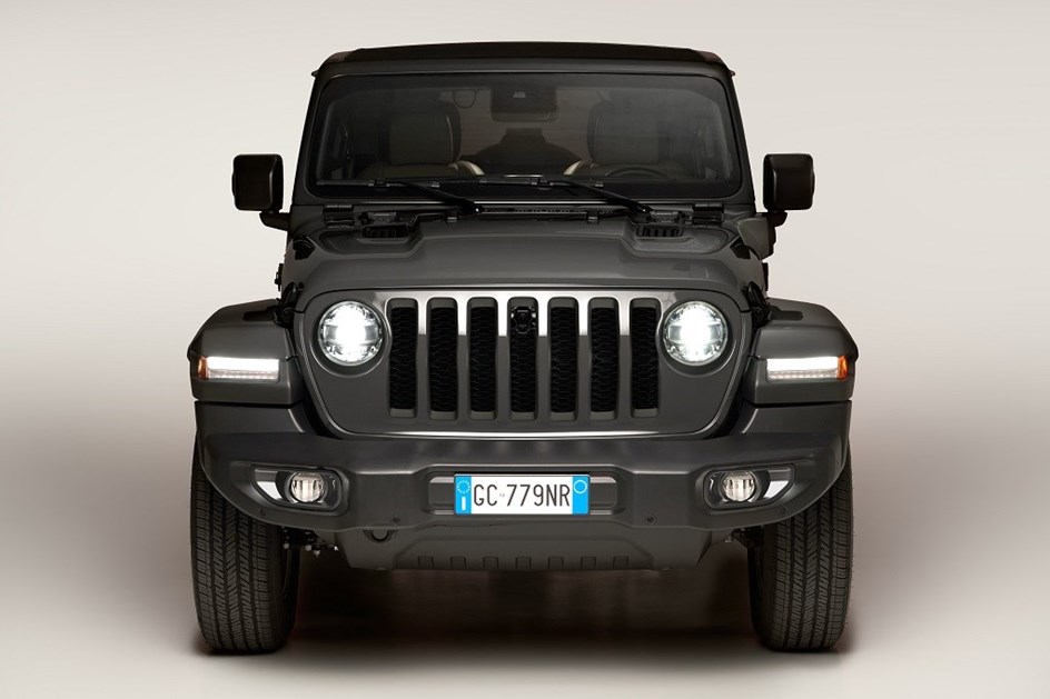 Híbrido electrizante: Jeep Wrangler 4xe First Edition já pode ser encomendado