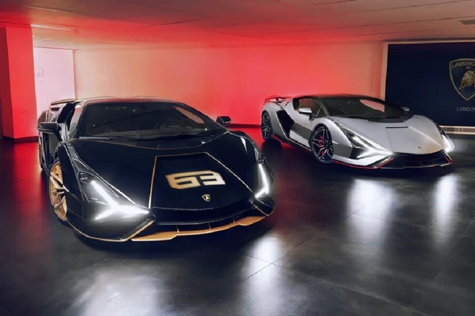 Dois Lamborghini Sián já 'aterraram' em Londres… e são impressionantes!