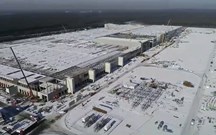 Giga Factory 4 de Berlim em pleno progresso recebe mil milhões em apoios estatais