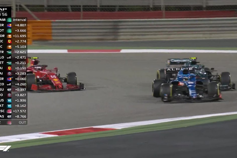 GP Bahrain: Lewis Hamilton começa defesa do título com vitória épica