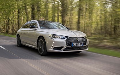 Ensaio DS 9 E-Tense 225: luxuoso e requintado